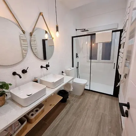 119e2 - Con Encanto En Pleno Centro